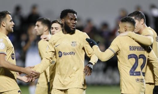 德甲买球-新时代巴萨首战果然5比0，费兰咋就被打出抑郁症了