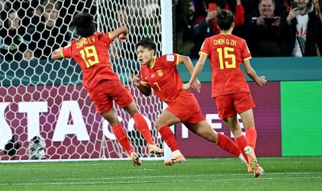 德甲推荐-【女足世界杯】张睿染红王霜点射 10人中国1比0海地