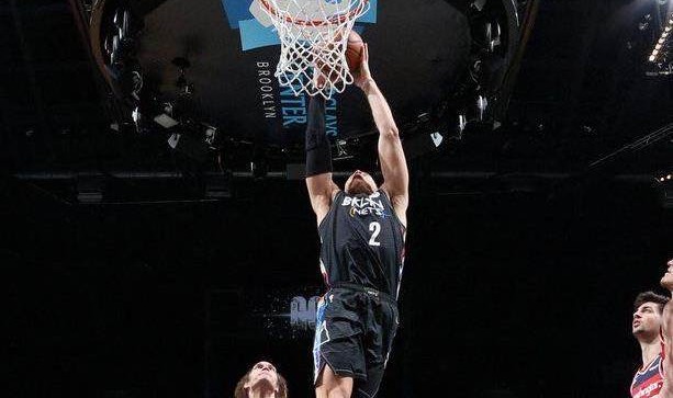 篮网首秀终结扣篮荒！格里芬重生之路迈出第一步