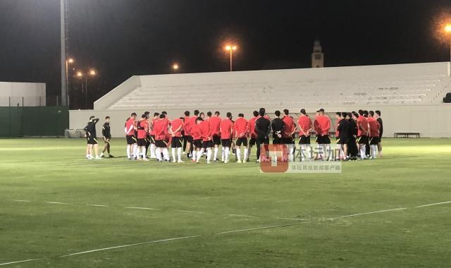 德甲买球-国足赛前最后一练加强定位球 战阿曼或“搏命”姿态