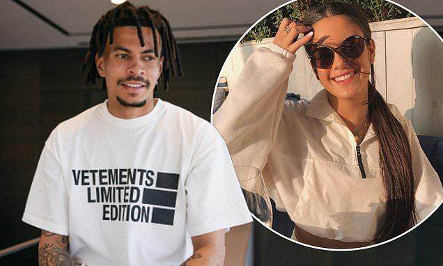 1621043776872096831.jpg 43006992-0-image-a-45_1621031807892.jpg